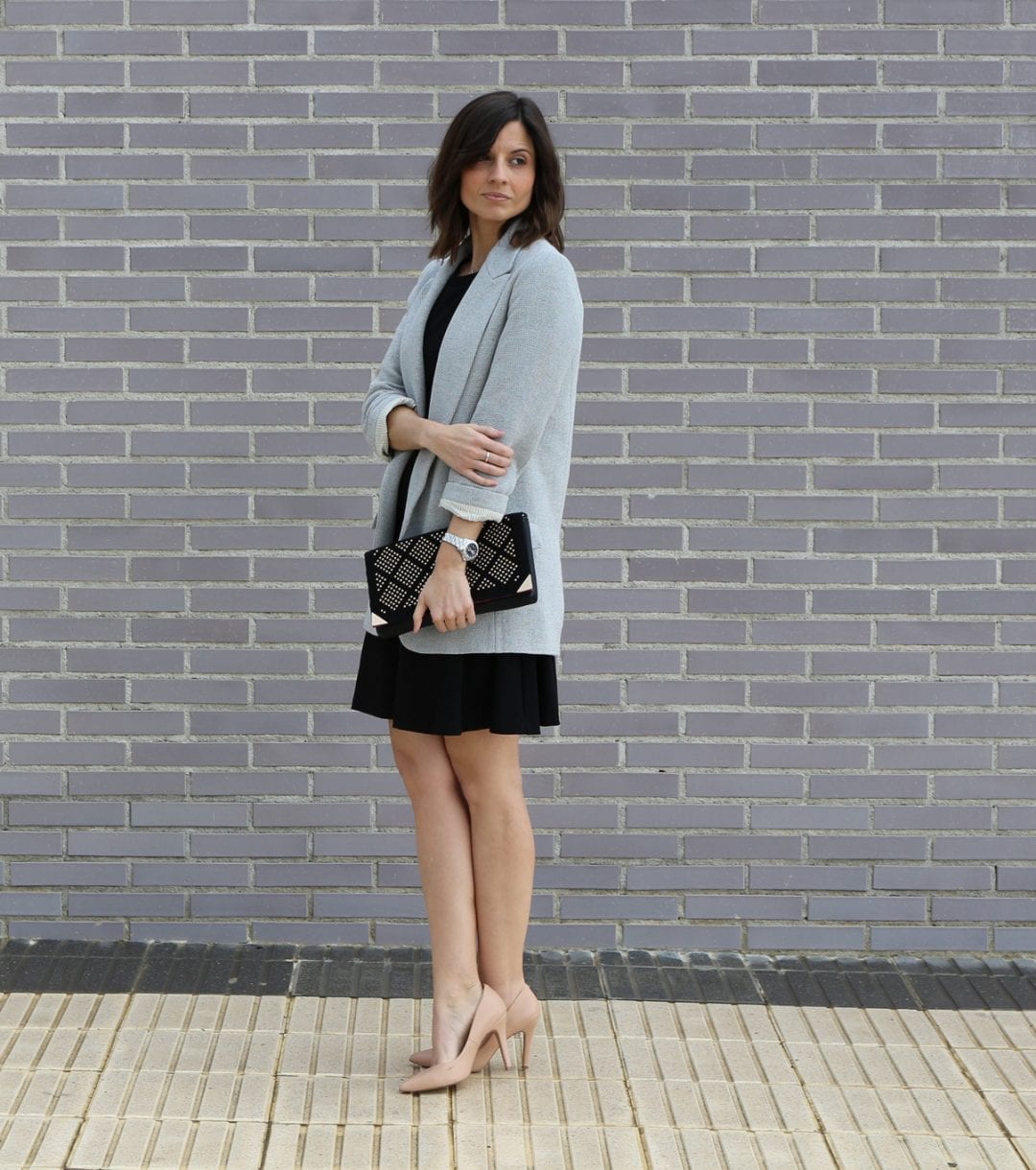 fashion blogger con blazer de mujer oversize