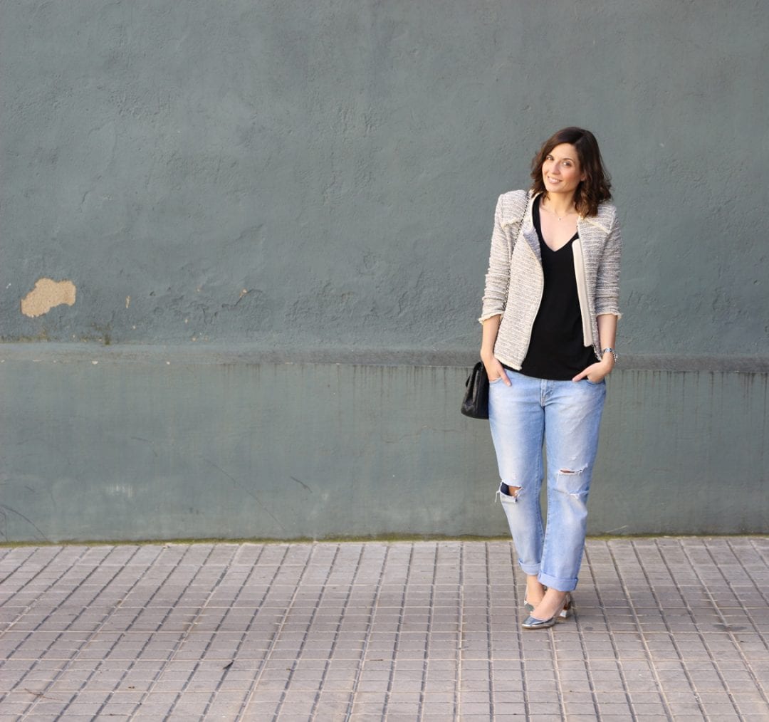 zapatos plateados de zara - jeans rotos - chaqueta tweed - fashion blogger