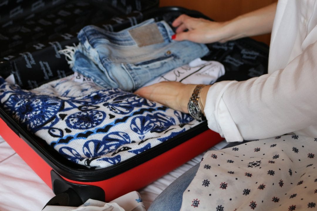 fashion blogger cómo hacer la maleta o equipaje de mano