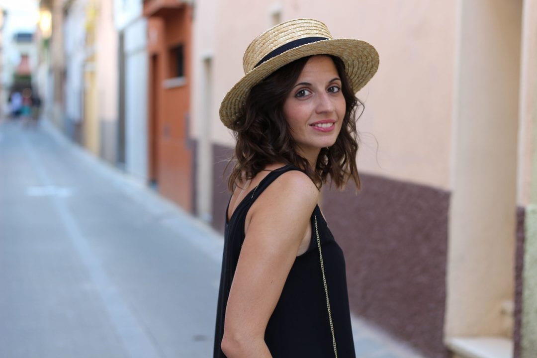 fashion blogger sombrero canotier gondolero