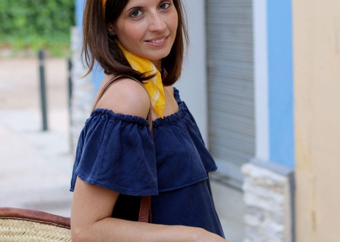spanish fashion blogger sith off shoulder dress, espadrilles and basket (