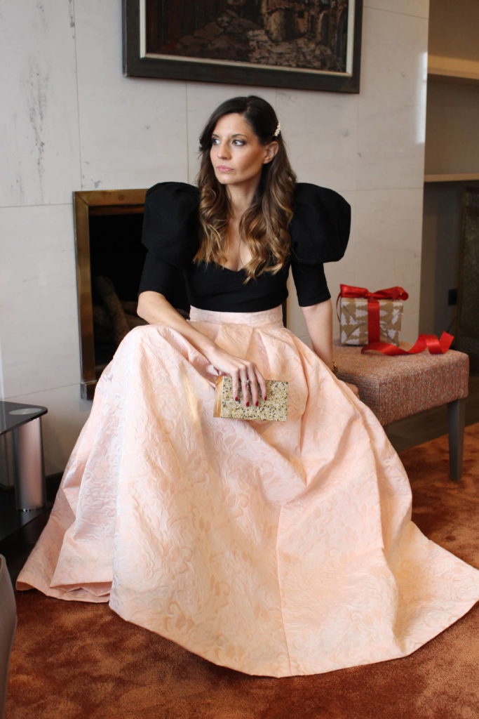 vestidos de fiesta para bodas - look con falda larga rosa Adela Alfaro